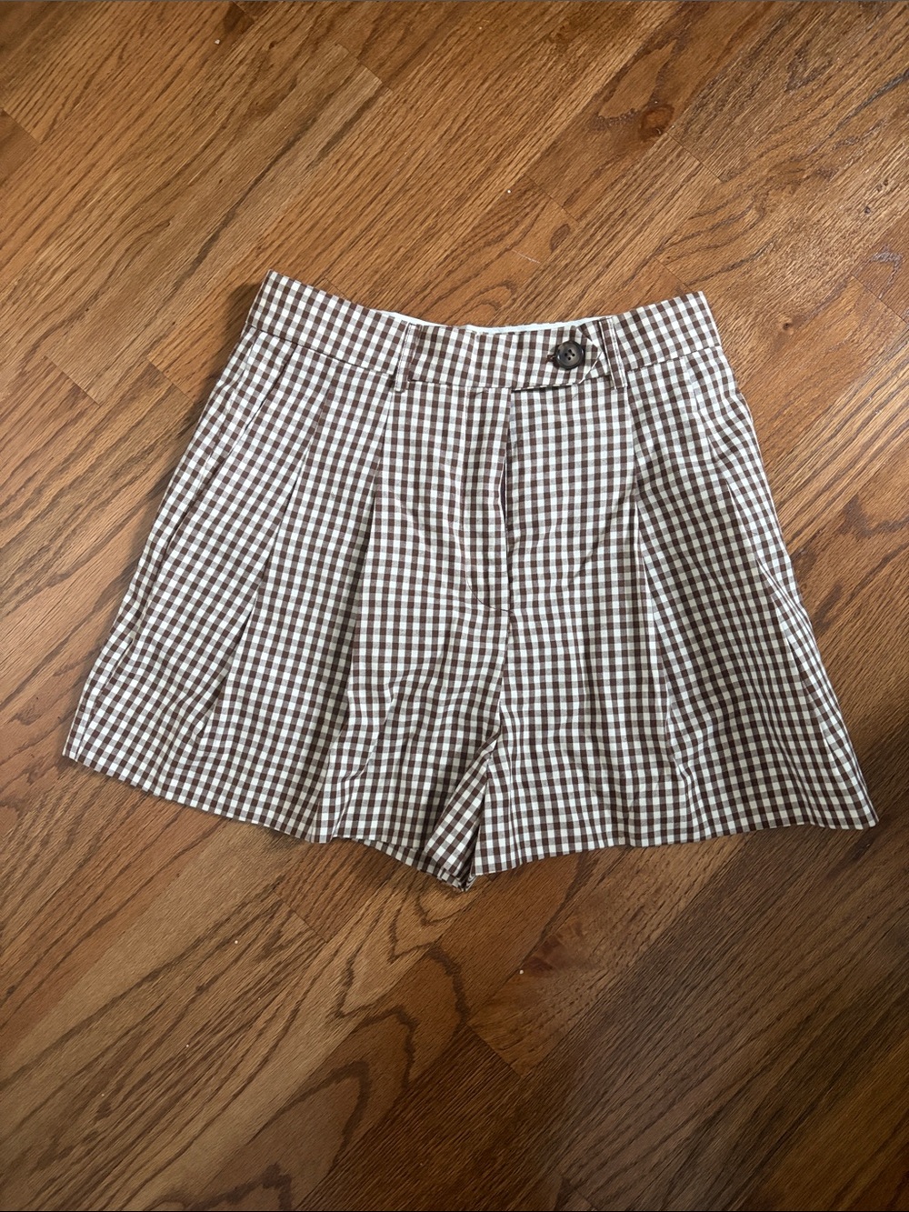 Brown Gingham High-Waist Women’s Shorts-NWT